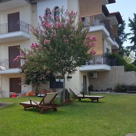 Apartment En Iko Christianna