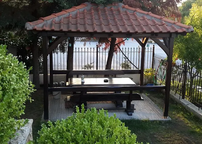 En Iko Christianna Apartament *